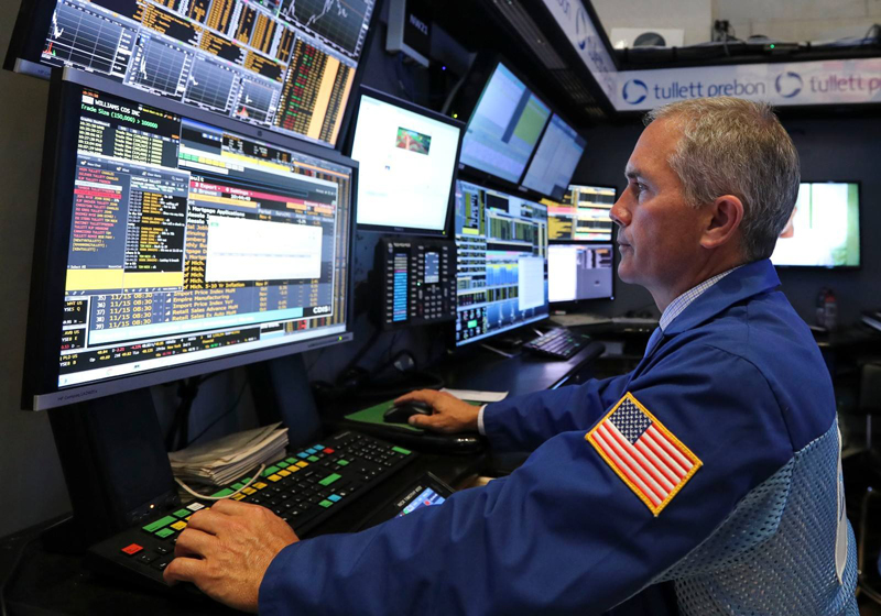 市场零距离 | 非农猛增480万，黄金反应冷淡；油市前景不明，油价等待抉择方向？