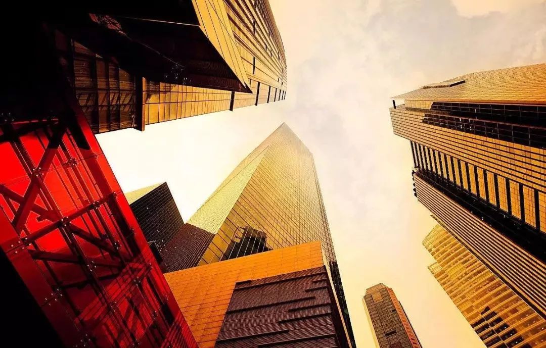 三部门出手：切实推动劳保新规落地，美团股价半年腰斩